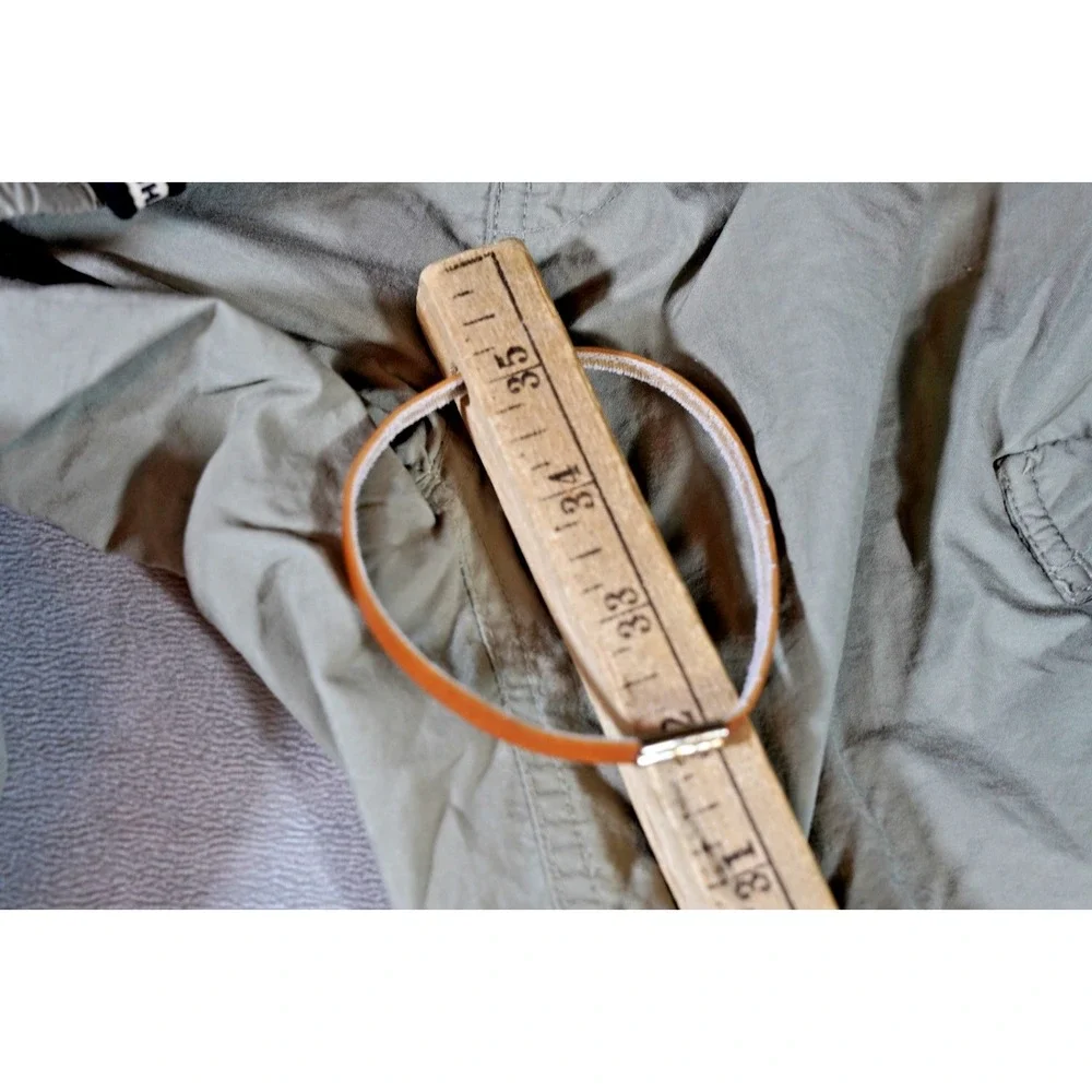 The North Face Men's Large Convertible Hiking Cargo Pants Beige Zip Off Leg